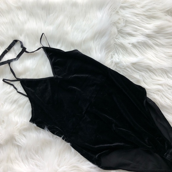 Henri Girl Tops - Velvet Choker Bodysuit Henri Girl Tops - Velvet Choker Bodysuit